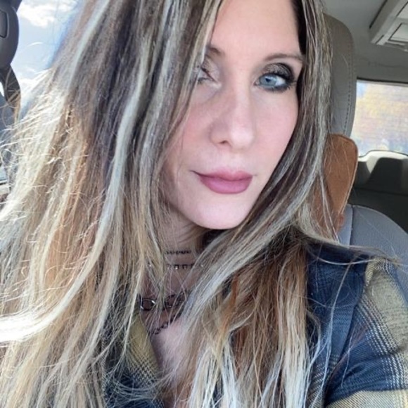 Meet your Posher, Dannie - Picture 1 of 1